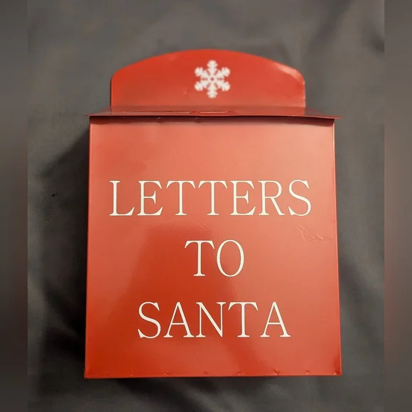Red Letters to Santa Mailbox - Picture 5 of 5
